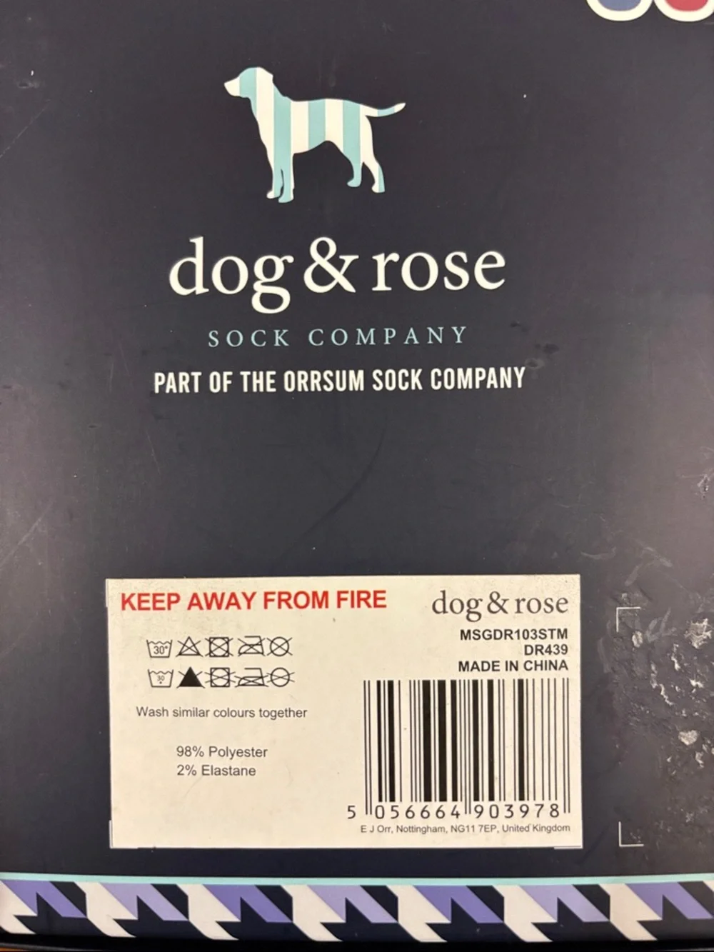 Men's 4-Pack dog & rose Novelty Socks - New in Box. Sz 8-12‎